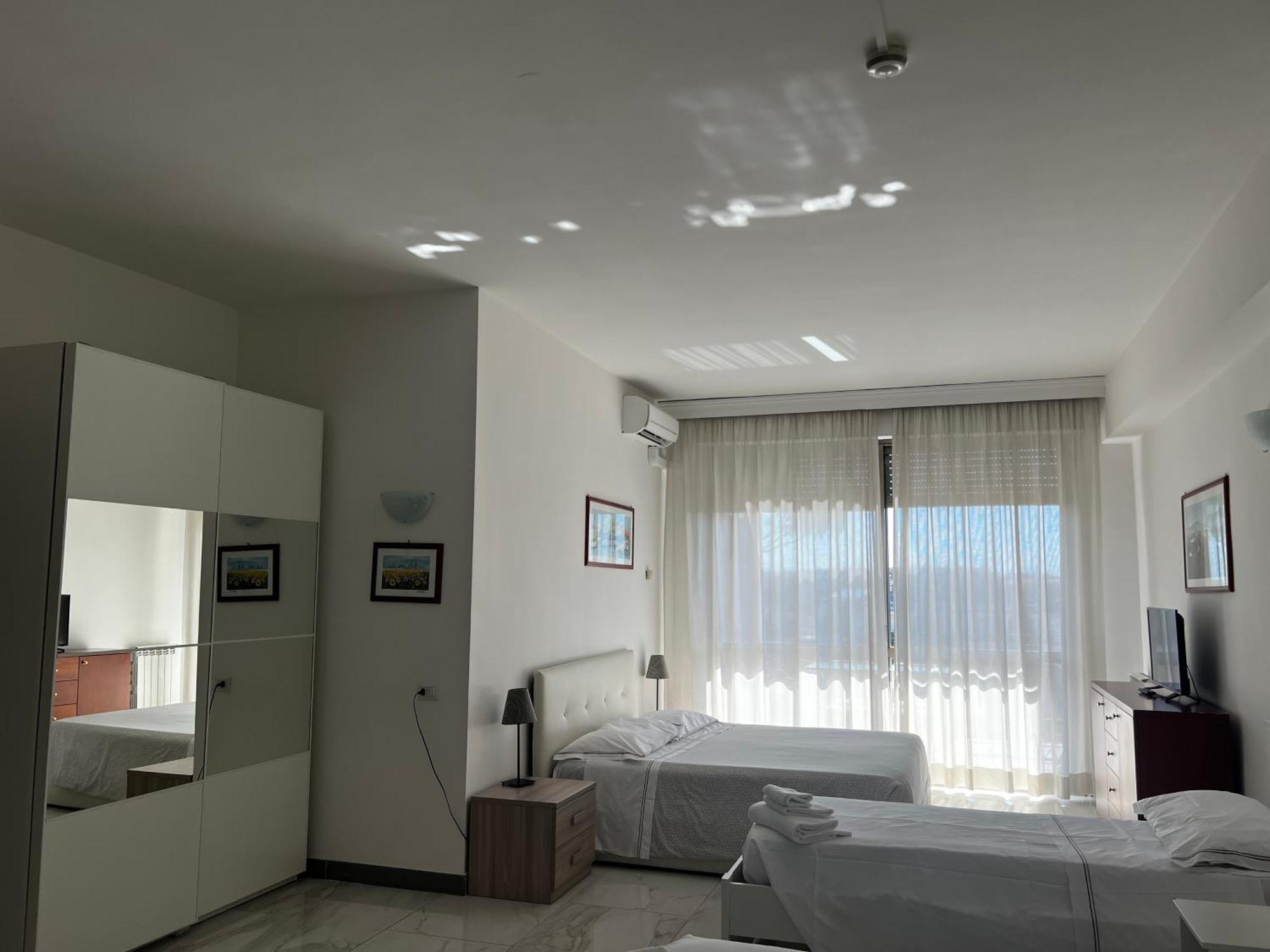 ปาร์โก้ ติร์เรโน เรสซิเดนซ์ Hotel โรม ภายนอก รูปภาพ